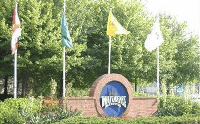 305 ELLERY Court, Edgewater